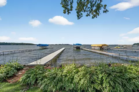 2706 Waunona Way, Madison, WI 53713