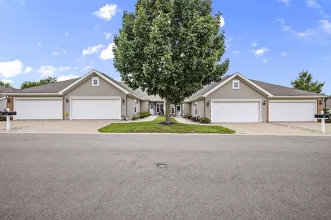 47 Northlight Way, Fitchburg, WI 53711