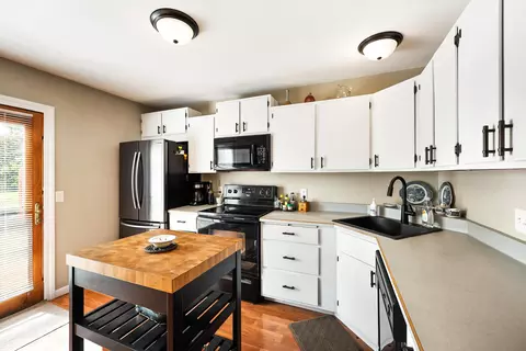 306 Swanton Rd, Madison, WI 53714