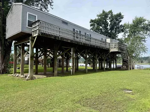 31963 Ambro Rd, Prairie Du Chien, WI 53821