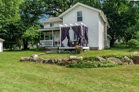 8225 W Mill St, Orfordville, WI 53576
