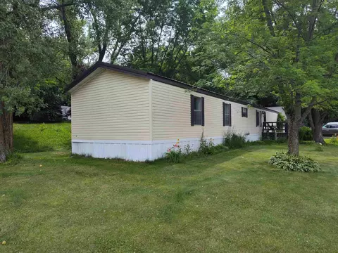 1903 County Road A #36, Baraboo, WI 53913