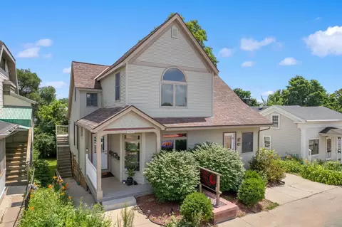 406 Ash St, Baraboo, WI 53913