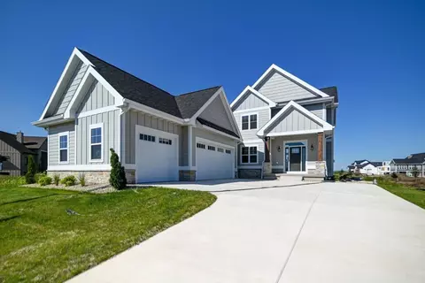 1607 Schreiner Ln, Waunakee, WI 53597