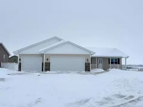 1004 Red Hawk Dr, Milton, WI 53563