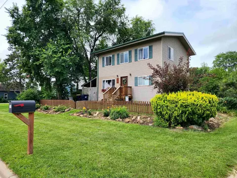 319 N Washington St, New Lisbon, WI 53950