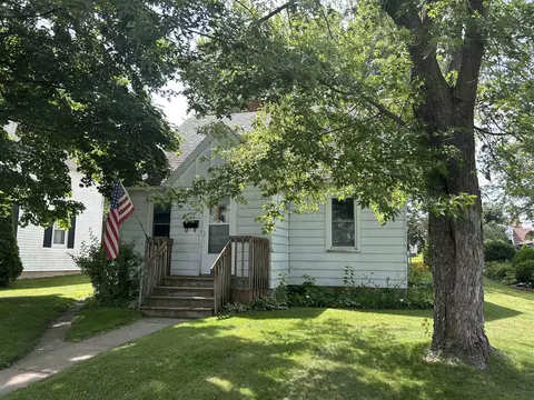 317 Cady Ave, Tomah, WI 54660