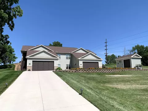 512-514 S Main St, Fall River, WI 53932 photo 1