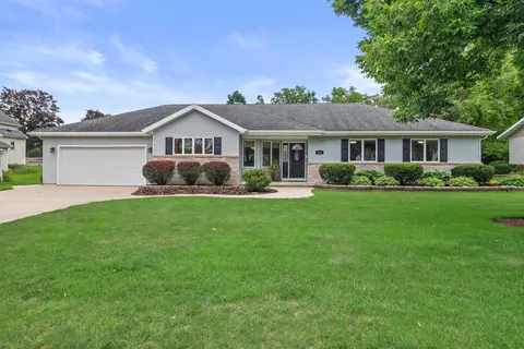 416 N 3rd St, Fort Atkinson, WI 53538