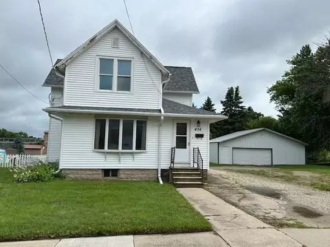 438 Jackson St, Waupun, WI 53963