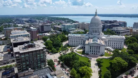 100 Wisconsin Ave #904, Madison, WI 53703