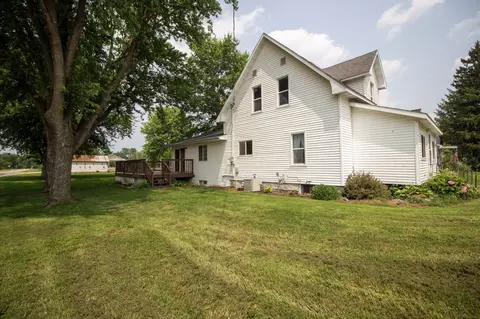 207 Lafollette St, Blue River, WI 53518