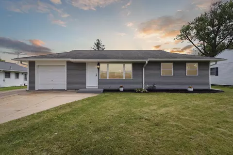 1216 Matheson St, Janesville, WI 53545