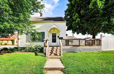 222 E Conant St, Portage, WI 53901