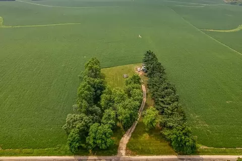 6941 W Mineral Point Rd, Janesville, WI 53548