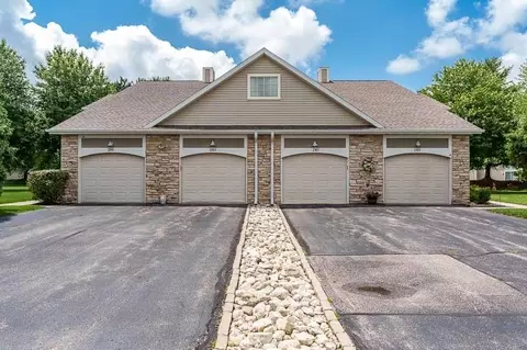 2303 Turnberry Ct #19, Beloit, WI 53511