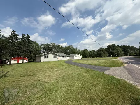 115 Washburn St, Camp Douglas, WI 54618