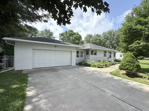 215 E Dean Ave, Madison, WI 53716