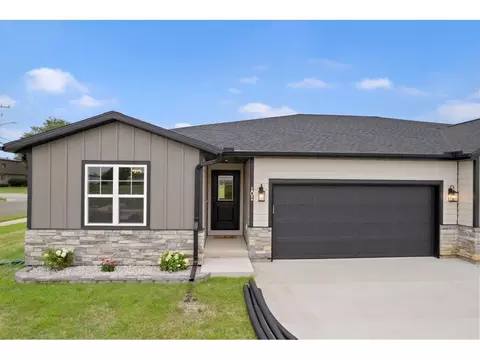 101 Hill Row, Portage, WI 53901