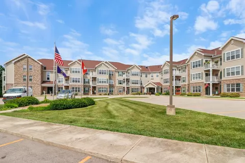 6831 Parkside Cir, Deforest, WI 53532