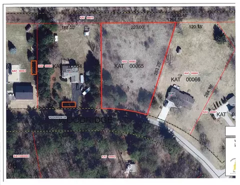 1 Acre Woodridge Dr, Elkhorn, WI 53121