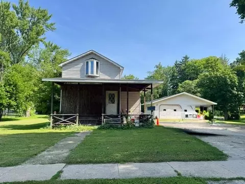 224 E North St, Whitewater, WI 53190