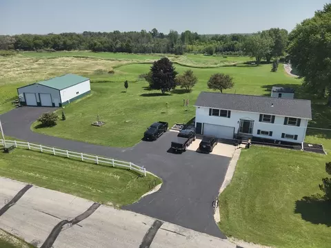 n2789 East Rock River Road, Waupun, WI 53963