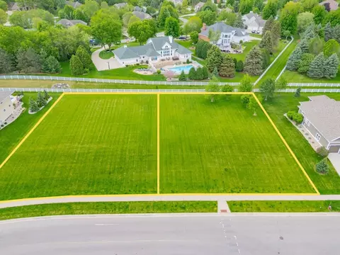 L103 Tuscany Lane, Waunakee, WI 53597
