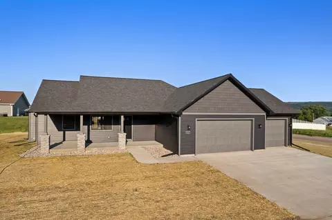 502 Eisenhower St, Baraboo, WI 53913