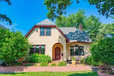 418 N Sherman Ave, Madison, WI 53704