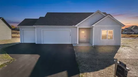 1708 Kyle Cir, Beloit, WI 53511