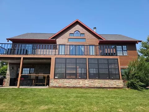 n7610 North Stone Gate Drive, New Lisbon, WI 53950