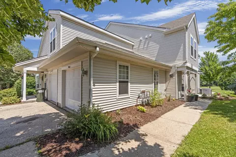 2943 Holborn Cir, Madison, WI 53718