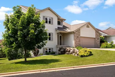 3101 Weybridge Dr, Sun Prairie, WI 53590