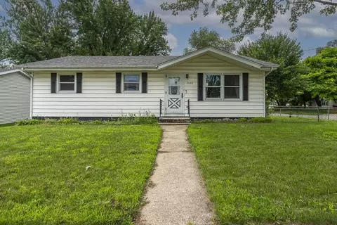 2058 Merrill St, Beloit, WI 53511