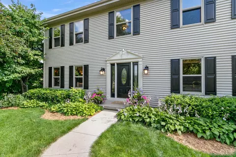 5519 Upland Trl, Middleton, WI 53562