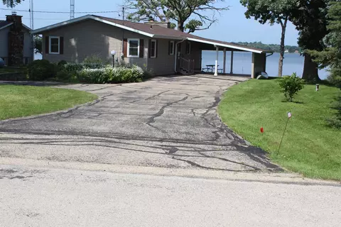 n8238 Stoney Point Road, Beaver Dam, WI 53916