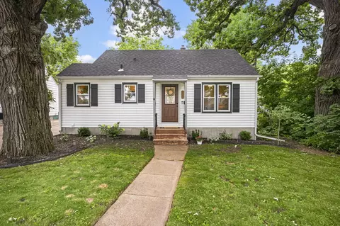 110 N Fair Oaks Ave, Madison, WI 53714