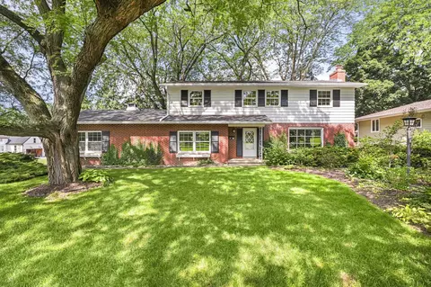5711 Pheasant Hill Rd, Monona, WI 53716
