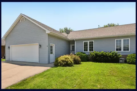 1270 E Jakes Way UNIT 6, Whitewater, WI 53190