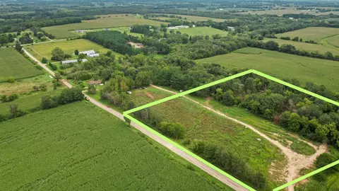 72 Franklin Rd, Stoughton, WI 53589