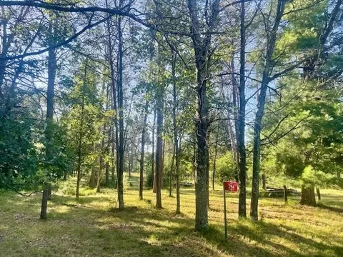 394 Leeds Ct, Nekoosa, WI 54457