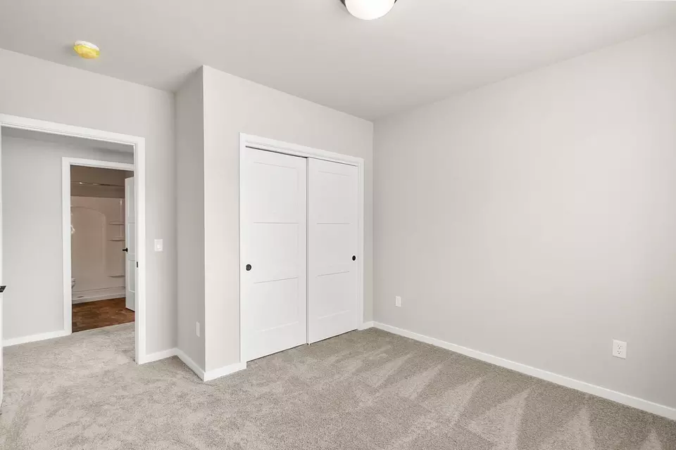 Bedroom - 2862 Wild Goose Way, Stoughton, WI 53589 photo 7 of 9