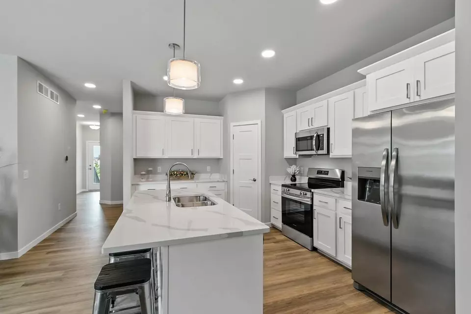 Kitchen - 2862 Wild Goose Way, Stoughton, WI 53589 photo 2 of 4