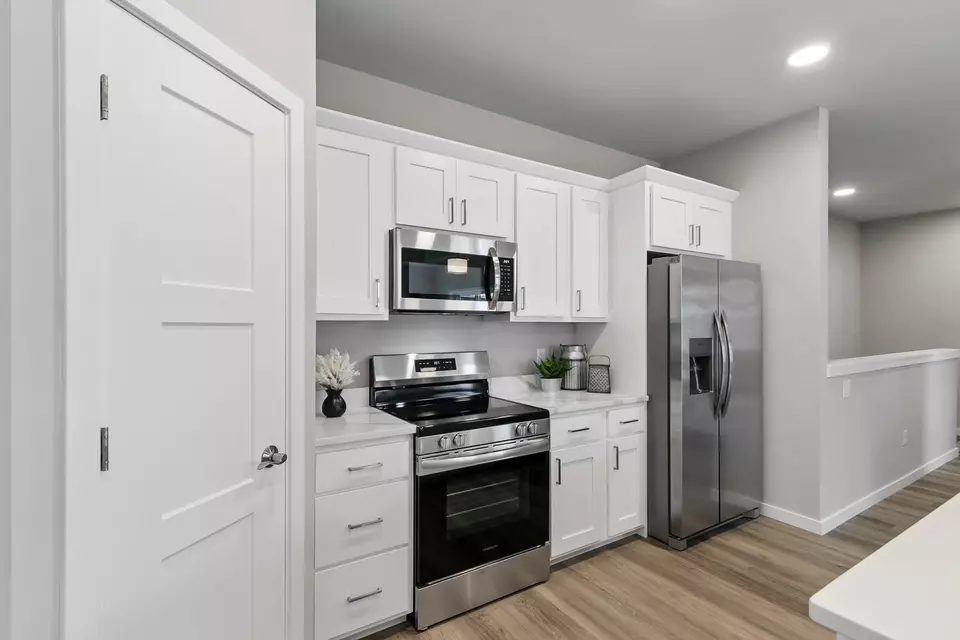 Kitchen - 2862 Wild Goose Way, Stoughton, WI 53589 photo 4 of 4