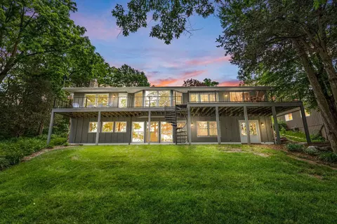 w2250 Oakwood Avenue, Green Lake, WI 54941