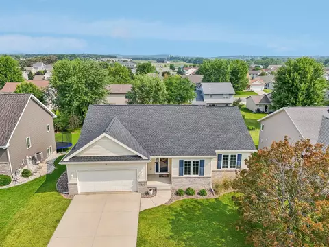 833 Ashworth Dr, Oregon, WI 53575