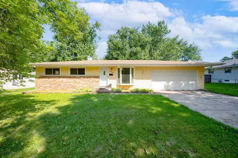 2004 W State St, Janesville, WI 53546