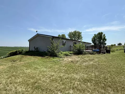 n7889 Postville Road, Blanchardville, WI 53516