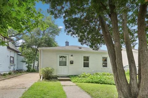 2833 Barlow St, Madison, WI 53705